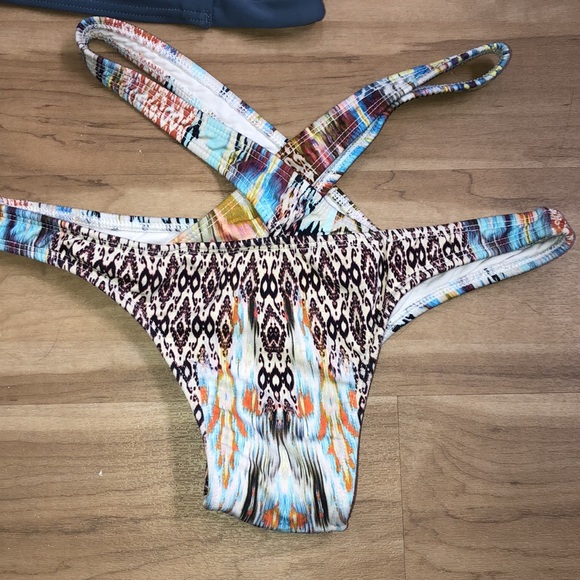 Two piece bikini - Picture 6 of 8